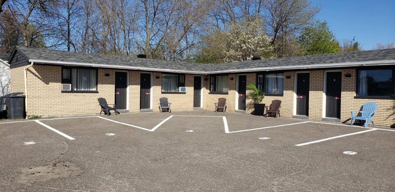 Motel Lévis エクステリア 写真